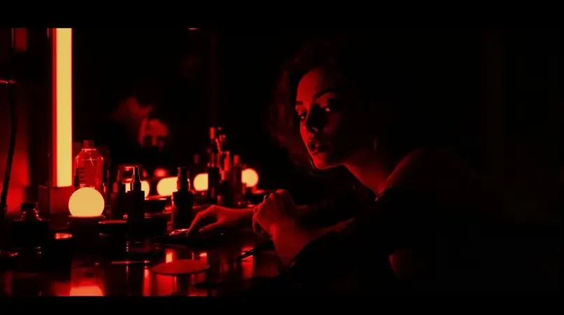 千万粉美妆博主自创品牌"三无"被锤 - 今日吃瓜娱乐爆料配图
